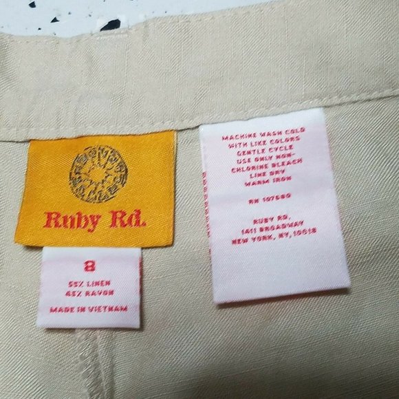 Ruby Rd Women's Capri Pants ~ Sz 8 ~ Beige - Picture 4 of 6
